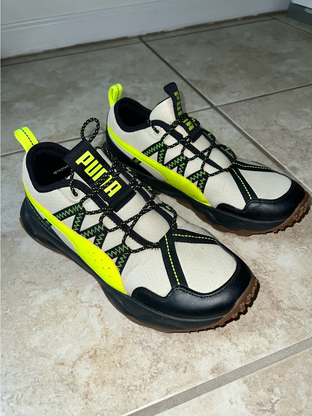 New Puma Ember Trail Shoes Black Tan Yellow Mens Us 9.5 Hiking Running 193130-01